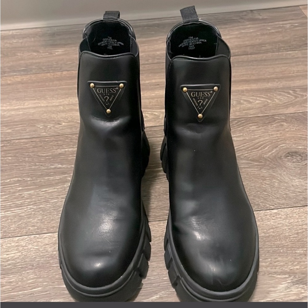 Guess lug sole boots- Mint condition. Sz 7